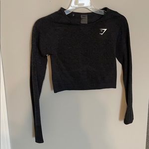 Long sleeve crop top